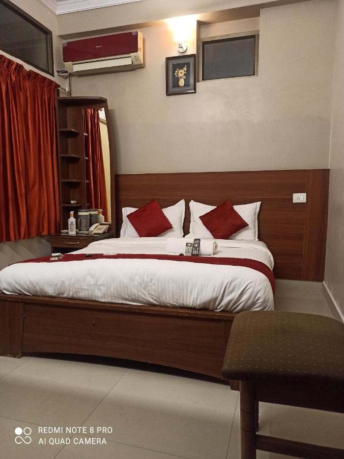 Hotel I-Way Residency Perungudi Chennai Eksteriør bilde