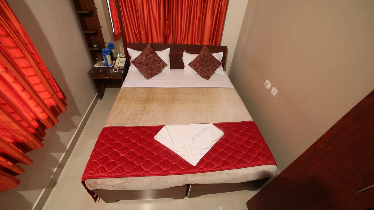 Hotel I-Way Residency Perungudi Chennai Eksteriør bilde