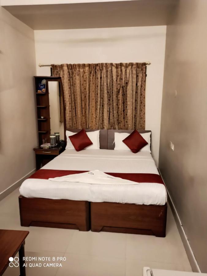 Hotel I-Way Residency Perungudi Chennai Eksteriør bilde