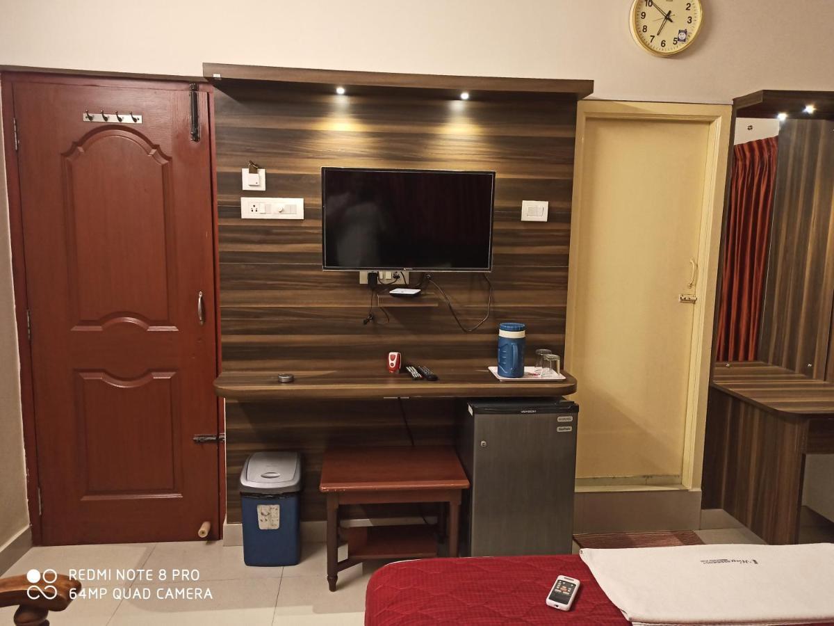 Hotel I-Way Residency Perungudi Chennai Eksteriør bilde